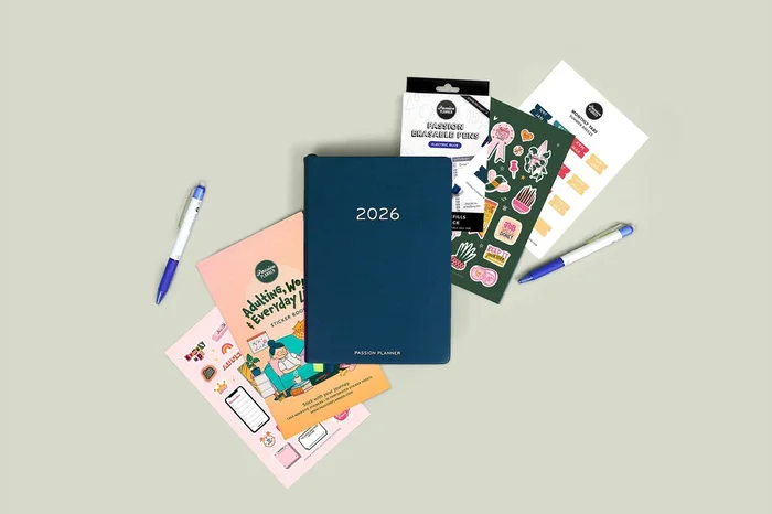 Navy Blue Hardcover Weekly 2026 Planner Bundle